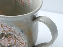 將圖片載入圖庫檢視器 Kyoto Kiyomizu Ware - Mug Shidare Cherry