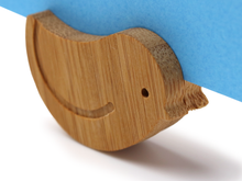 画像をギャラリービューアに読み込む, Japanese Bamboo Craft: Animal Magnet Small Bird
