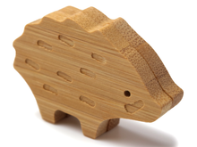 画像をギャラリービューアに読み込む, Japanese Bamboo Craft: Animal Magnet Boar