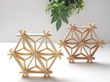 Load image into Gallery viewer, KUMIKO Asanoha Mark Coaster Ornament Set