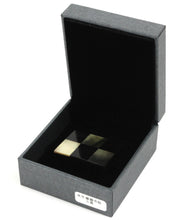 將圖片載入圖庫檢視器 Buffalo Horn Raden Obidome for Japanese Traditional Kimono - Checkered Lattice