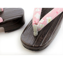 画像をギャラリービューアに読み込む, Women's Paulownia Geta(Japanese Sandals) for Japanese Traditional Kimono/Yukata: Pink cloth Umegae clog thong 21.5-23.0cm