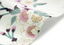 將圖片載入圖庫檢視器 Women's Happi Coat: Kimono Robe - Lovely "Maiko" White