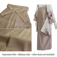 將圖片載入圖庫檢視器 Women’s Hakama – Traditional Japanese Pleated Skirt for Graduation, Kimono, Furisode, and Formal Occasions
