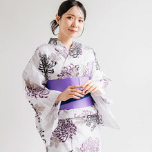 画像をギャラリービューアに読み込む, Women’s Cotton Yukata Kimono Robe – Lightweight Summer Japanese Kimono Robe, White base with black and deep red chrysanthemum pattern, Traditional Festival Outfit
