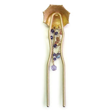 画像をギャラリービューアに読み込む, Japanese Handcrafted Kanzashi Hair Stick – “Wisteria Umbrella” Motif, Elegant Floral Hair Ornament for Kimono &amp; Modern Style
