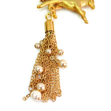画像をギャラリービューアに読み込む, Japanese Handcrafted Kanzashi Hair Stick – “Shikku” (Galloping Horse) Motif, Elegant Motion-Inspired Hair Ornament for Kimono &amp; Modern Style

