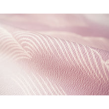 將圖片載入圖庫檢視器 Ready-to-Wear Washable Komon Kimono for Women, Fully Lined Polyester, Soft Pink Gradient with Wave Motif – A Sophisticated Komon Kimono with Timeless Elegance
