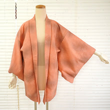 画像をギャラリービューアに読み込む, Vintage Haori Kimono Jacket Silk, Orange base, Diamond Grid (Hishikōshi)
