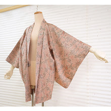 將圖片載入圖庫檢視器 Vintage Haori Kimono Jacket Beige base, Bold Geometric Design
