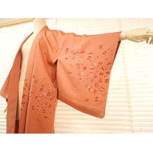 將圖片載入圖庫檢視器 Vintage Haori Kimono Jacket Silk, Dusty Pink base, Lucky Treasure Symbols
