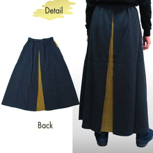 画像をギャラリービューアに読み込む, Hakama Skirt（Navy） – A Modern Twist on Traditional Japanese Elegance
