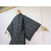 Load image into Gallery viewer, Vintage Japanese Kimono Women&#39;s Robe Silk, Bright Yellow,Bokashi-Dye Kimono (Soft Gradient Effect)
