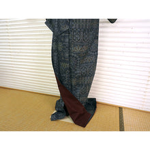 Load image into Gallery viewer, Vintage Japanese Kimono Women&#39;s Robe Silk, Bright Yellow,Bokashi-Dye Kimono (Soft Gradient Effect)
