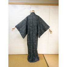 Load image into Gallery viewer, Vintage Japanese Kimono Women&#39;s Robe Silk, Bright Yellow,Bokashi-Dye Kimono (Soft Gradient Effect)
