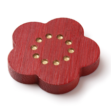 Load image into Gallery viewer, Japanese Bamboo Craft: Chopstick Rest ,Plum Blossom Red

