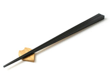 Load image into Gallery viewer, Japanese Bamboo Craft: Chopsticks - Lacquer painted Square BlackJapanese Bamboo Craft: Chopsticks - Lacquer Painted Square Black
