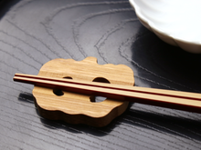 Load image into Gallery viewer, Japanese Bamboo Craft: Chopstick Rest, Vegetable, Pumpkin
