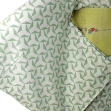 Load image into Gallery viewer, Women&#39;s Yukata : Japanese Traditional Clothes  Chirimen - White Green Triangle Geometric
