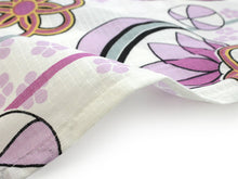 画像をギャラリービューアに読み込む, Girl&#39;s Cotton Yukata : Japanese Traditional Clothes  - White Pink Purple Plum Temari 95 - 105cm
