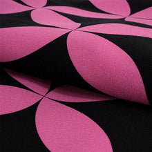 將圖片載入圖庫檢視器 Women&#39;s Washable Two-Shaku-Sleeve Kimono: Japanese Traditional Clothes - Black x Pink Overlapping Circles
