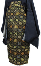 画像をギャラリービューアに読み込む, Boy&#39;s Polyester Hakama Set 7 Items  for Japanese Traditional Kimono - Black Treasure Diamond Grid
