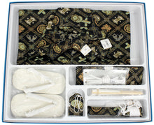 將圖片載入圖庫檢視器 Boy&#39;s Polyester Hakama Set 7 Items  for Japanese Traditional Kimono - Black Treasure Diamond Grid
