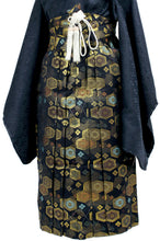 Load image into Gallery viewer, Boy&#39;s Polyester Hakama Set 7 Items  for Japanese Traditional Kimono - Dark Navy Flower Turtle Shell
