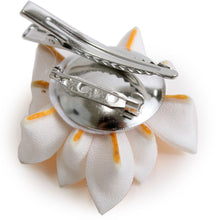 將圖片載入圖庫檢視器 Girls Yellow Trim Hair clip  for Japanese Traditional Clothes - Clip with safety pin fringe
