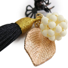 画像をギャラリービューアに読み込む, Hair Accessory  for Japanese Traditional Clothes - Clip Ornament - Black Tassel
