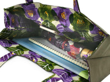 將圖片載入圖庫檢視器 Tote bag, olive green, one point embroidery, camellia of post office, Misuzu song

