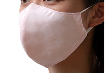 將圖片載入圖庫檢視器 IROHIKARI Silk 3D Face Mask - Pink
