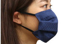 Load image into Gallery viewer, IRODORI Silk Pleats Face Mask - Navy
