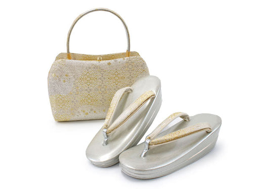 Zori sandles and bag set, Women, Gold, silver  flower-shaped family crest