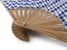 將圖片載入圖庫檢視器 Sensu, foldable fan, fan bag, 2-piece set in paulownia box, women, blue, checkered pattern

