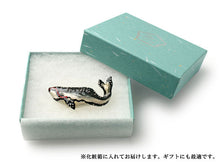 將圖片載入圖庫檢視器 Ukiyoe &#39;Miyamoto no Musashi Attacking the Giant Whale&#39;  OBIDOME;Sash Clip for Japanese Traditional Kimono
