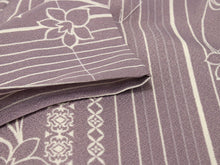 画像をギャラリービューアに読み込む, Women&#39;s Hitoe Unlined Kimono Light purple vertical stripes with flower arabesque 


