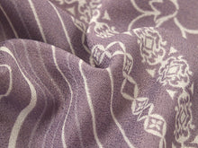 画像をギャラリービューアに読み込む, Women&#39;s Hitoe Unlined Kimono Light purple vertical stripes with flower arabesque 


