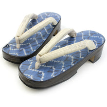 画像をギャラリービューアに読み込む, Women&#39;s paulownia Geta(Japanese Sandals) for Japanese Traditional Kimono/Yukata: Coating stand Blue cloth flake design unbleached cloth dot Clog thong 23.0 - 24.5cm
