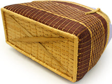 將圖片載入圖庫檢視器 Bamboo Basket Bag - Landscape Hemp drawstring, wisteria Purple ayu, embroidery, separate
