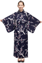 画像をギャラリービューアに読み込む, Women&#39;s Easy Yukata / Kimono Robe :  Japanese Traditional Clothes - Japanese Plum Navy
