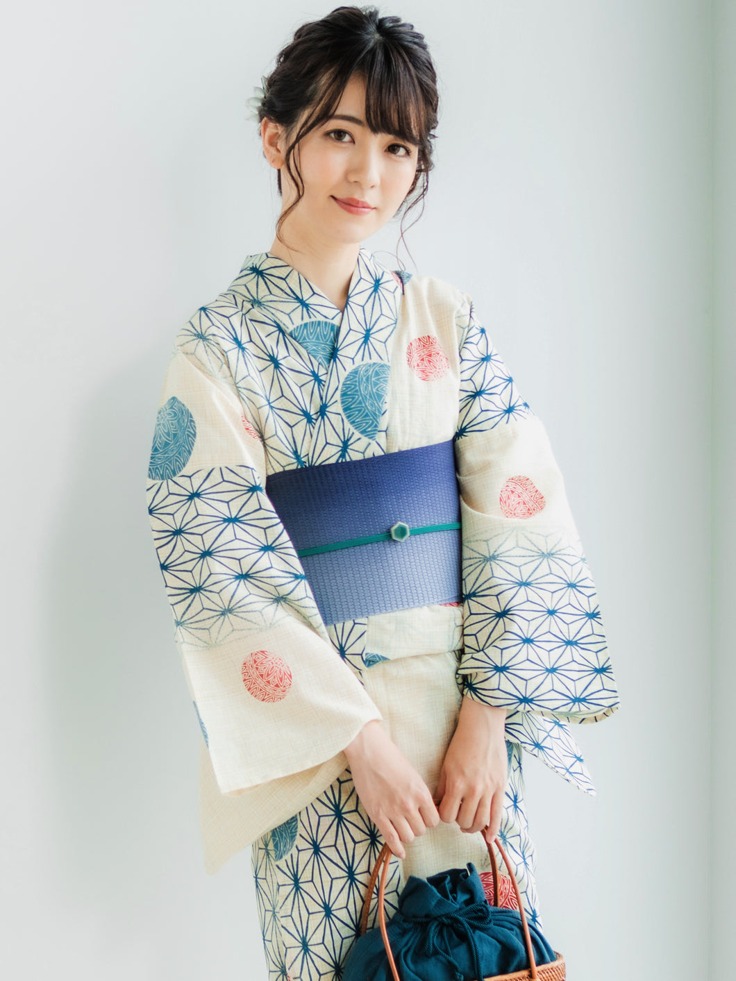 Women's Hemp Cotton Yukata : Japanese Traditional Clothes - Ivory Asanoha Temari Ball