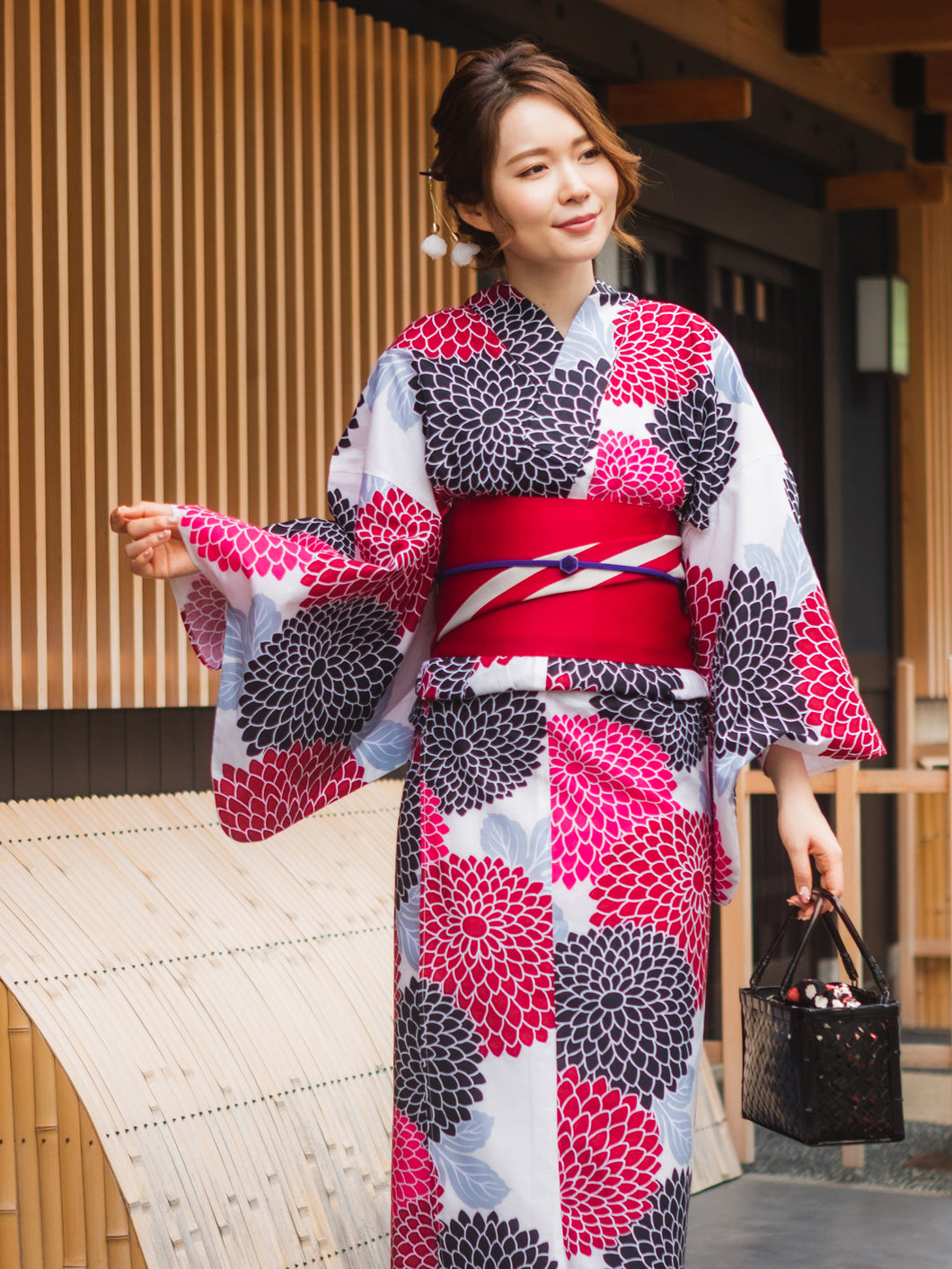 Ladies' Cotton Yukata : Japanese Traditional Clothes - White French marigold
