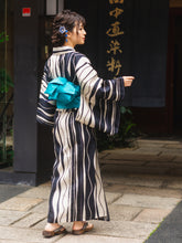 將圖片載入圖庫檢視器 Women&#39;s Hemp Cotton Yukata : Japanese Traditional Clothes - Black x Ivory Wavey Stripes
