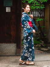 將圖片載入圖庫檢視器 Women&#39;s Hemp Cotton Yukata : Japanese Traditional Clothes - Blue Green Camellia
