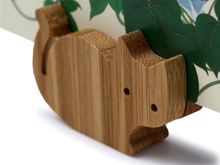 將圖片載入圖庫檢視器 Japanese Bamboo Craft: Animal Magnet Cat
