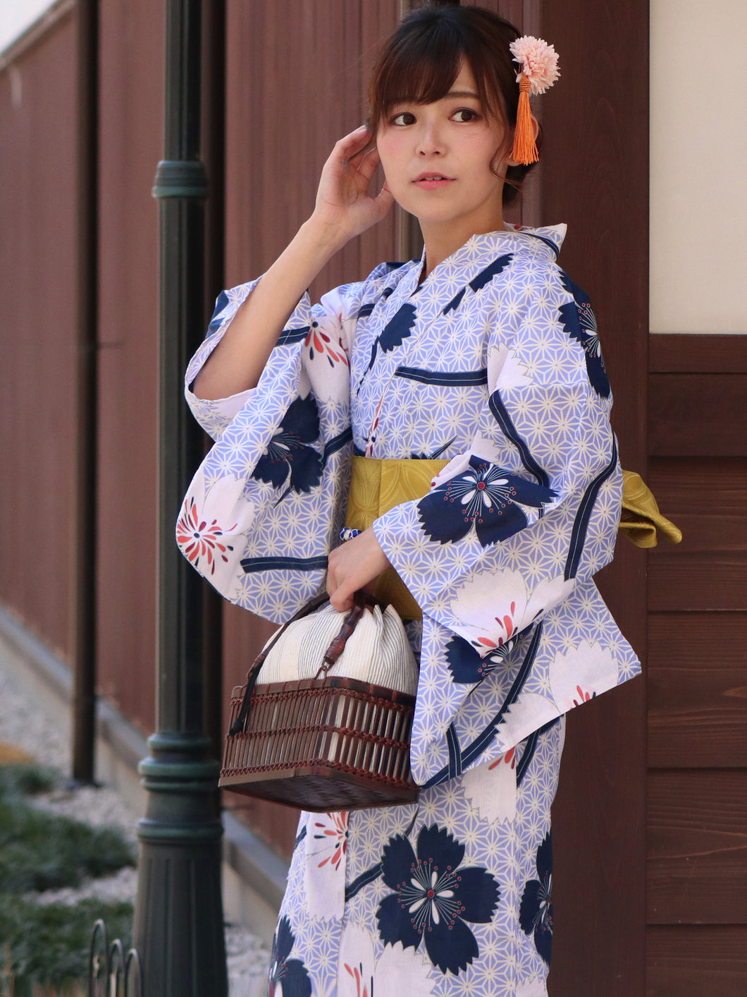 Ladies' Cotton Yukata: Japanese Traditional Clothes  - Light Blue Asanoha Nadeshiko