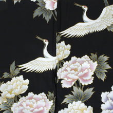 画像をギャラリービューアに読み込む, Women&#39;s Yukata Robe Japanese Summer Kimono - Peony &amp; Crane Black
