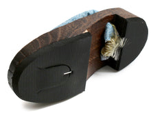 画像をギャラリービューアに読み込む, Kid&#39;s Wooden Geta (Japanese Sandals) for Japanese Traditional Kimono/Yukata: 16-17cm Bell Charm Light Blue
