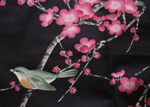 將圖片載入圖庫檢視器 Women&#39;s Happi Coat: Kimono Robe - Plum &amp; Bush Warbler Black
